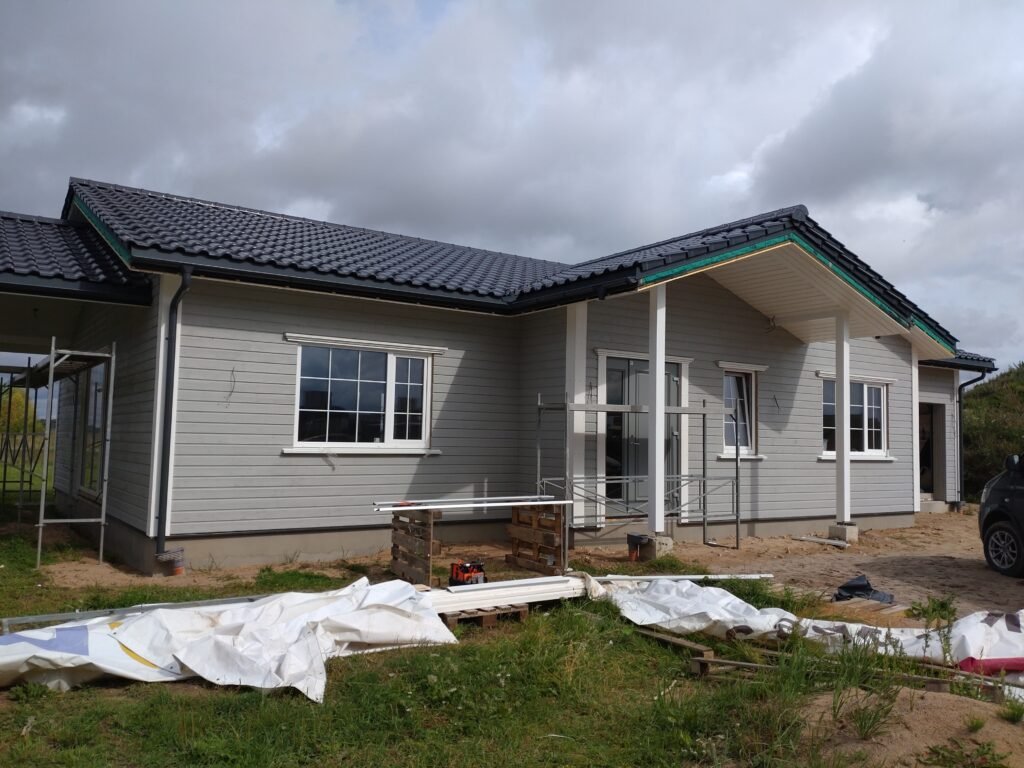 🏡 Karkasiniai namai: kodėl jie tampa populiariausiu pasirinkimu Lietuvoje?